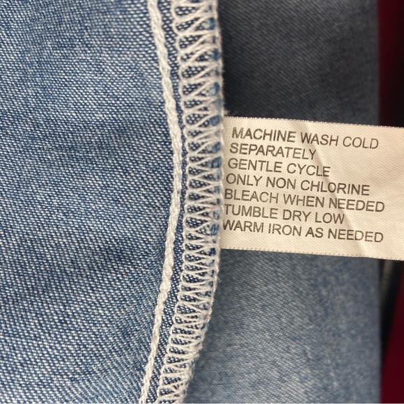 Nut Cracker Snowman Button Up Shirt Women’s Large Graphic Denim Long Sleeve VTG - Picture 10 of 16